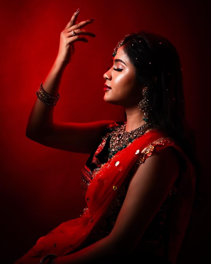 Air brush bridal makeup with flawless skin, Madurai
